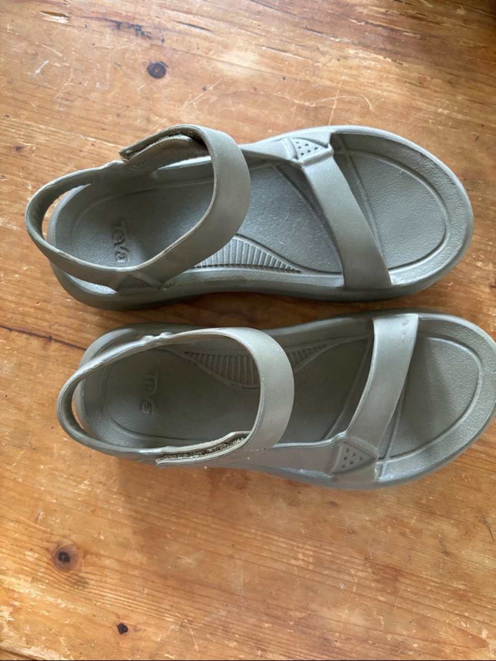 Teva Olive Green Sport Sandals 7